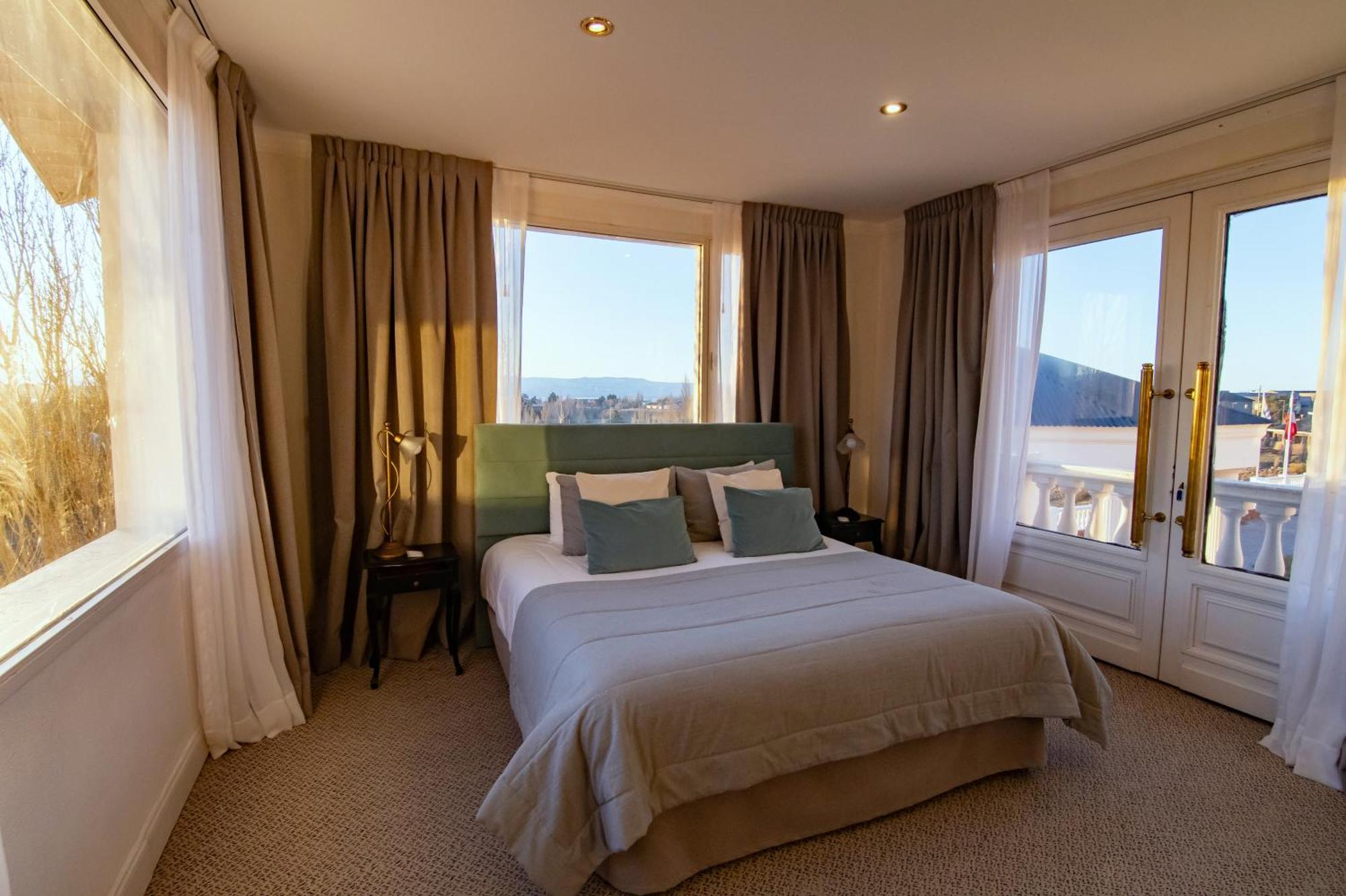 Deluxe Quadruple Room,1549491082:JPEG