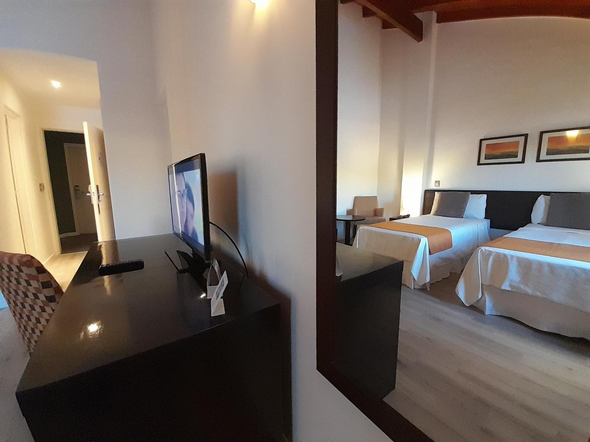 Standard Twin Room,1600561598:JPEG